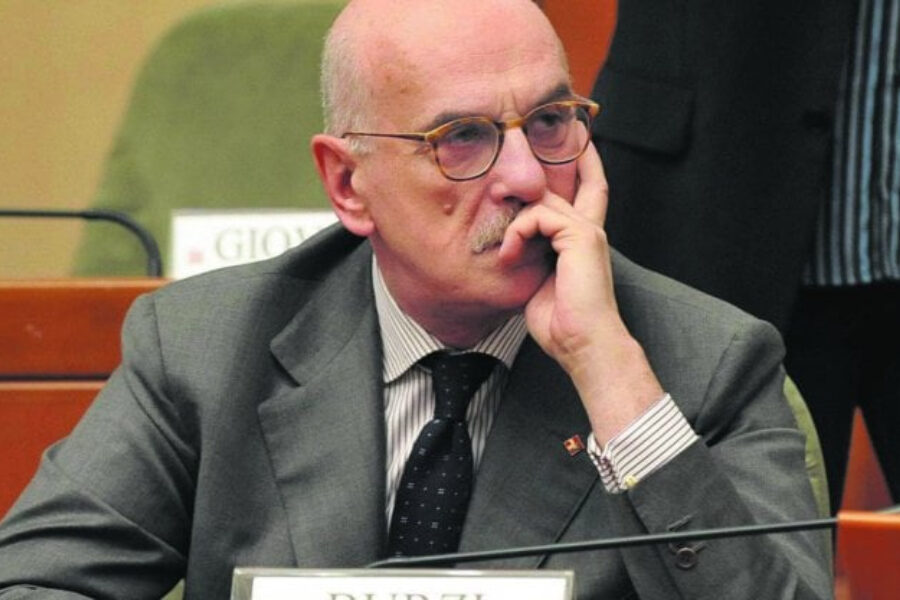 Caso Burzi, perché i magistrati dovrebbero ripassare la Costituzione