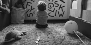 Bambini sottratti alle madri, firme per una commissione d’inchiesta