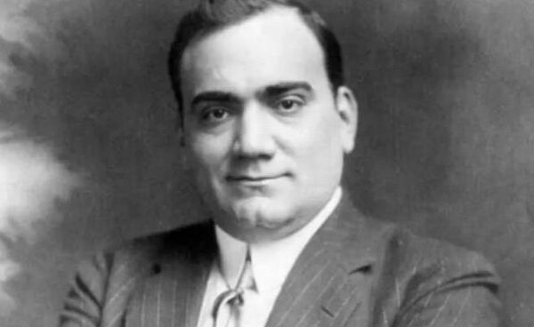 “Cent’anni senza Caruso”, cinque concerti e una mostra per celebrare il tenore dei due mondi