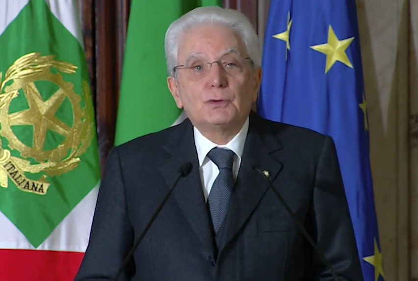 No vax, Mattarella bacchetta tv e giornali: “Dato sproporzionato risalto mediatico”