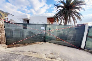 Dramma a Ischia, Vittorio Tommasone precipita nel vuoto e muore: l’operaio lascia moglie e tre figli