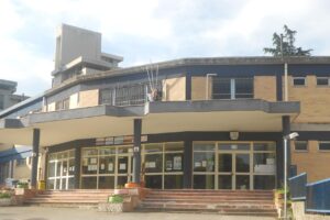 Bimbo in arresto cardiaco a scuola, le maestre gli salvano la vita: “Sono delle vere eroine”