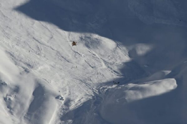 Foto LaPresse – Mauro Ujetto
20 11 2018 Sestriere ( Italia)
Cronaca
Valanga caduta dal Monte Rognosa a Sestriere. probabili 8 dispersi.
Nella foto:elicottero tra le montagne