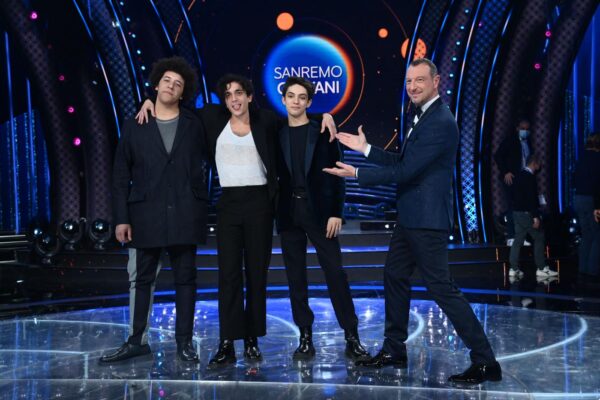 Chi sono i vincitori di Sanremo Giovani: Yuman, Tananai e Matteo Romano con i Big del Festival