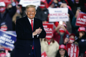 Trump ci crede: rivuole la Casa Bianca il il partito è con lui Trump ci crede: rivuole la Casa Bianca il il partito è con lui