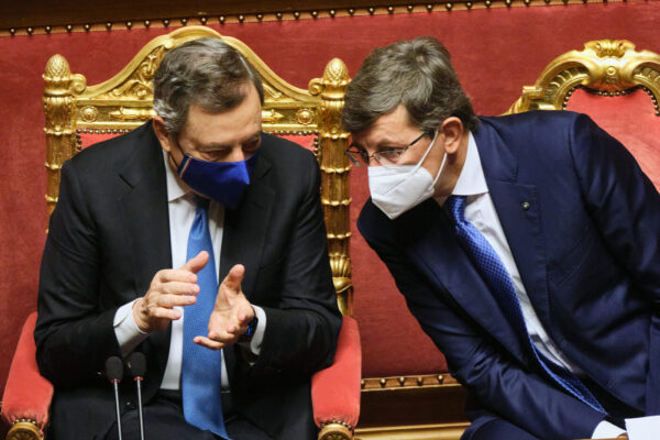 Foto Mauro Scrobogna /LaPresse
20-10-2021 Roma, Italia
Politica
Senato – Comunicazioni del Presidente del Consiglio su Consiglio europeo 21-22 ottobre 2021
Nella foto: Il Presidente del Consiglio Mario Draghi con Il Ministro dell’Innovazione tecnologica e transizione digitale Vittorio Colao 

Photo Mauro Scrobogna /LaPresse
October 20, 2021  Rome, Italy
Politics
Senate – Communications from the President of the Council on the European Council of 21-22  October
In the photo: Prime Minister Mario Draghi with The Minister of Technological Innovation and Digital Transition Vittorio Colao