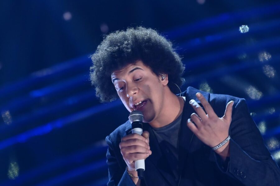 Chi è Yuman, il cantante in gara a Sanremo con la canzone “Ora e qui”