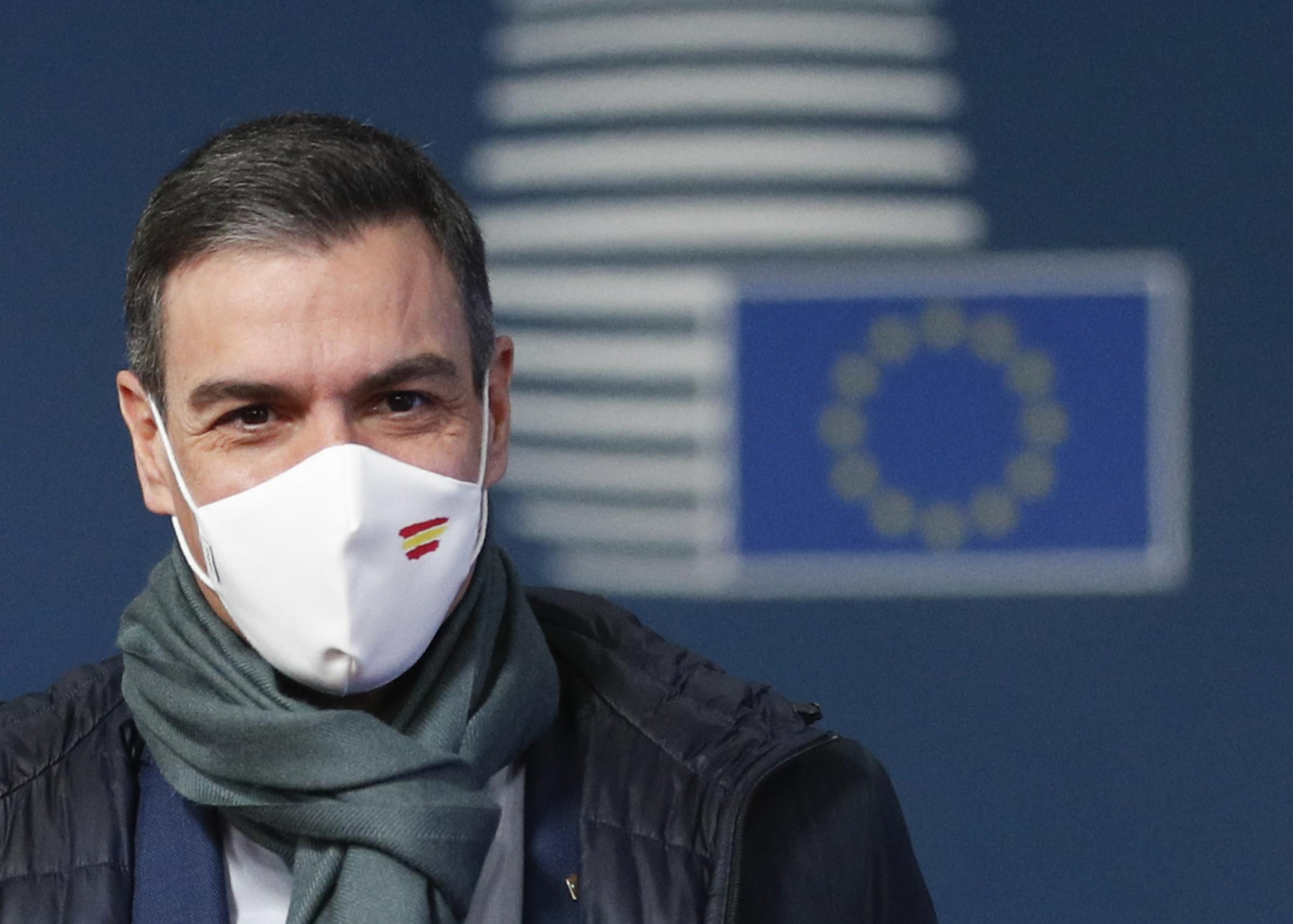 “Il Covid è come l’influenza”, in Spagna al via nuovo piano sulla gestione della pandemia
