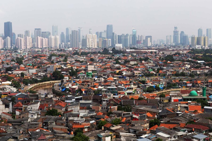 Giacarta sprofonda, l’Indonesia deve cambiare capitale: nascerà da zero sull’isola del Borneo