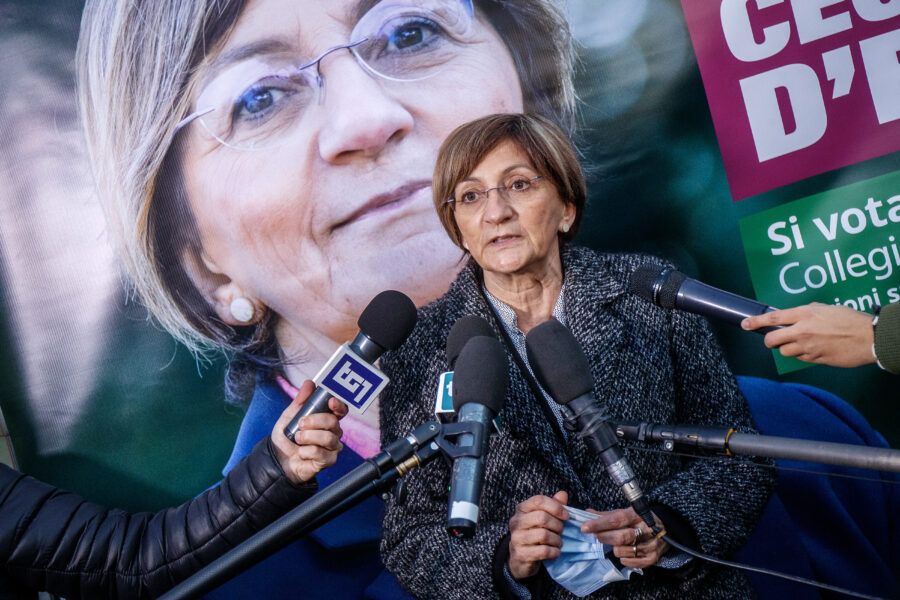 Foto Roberto Monaldo / LaPresse
19-12-2021 Roma
Suppletive Camera – Inaugurazione del comitato di Cecilia D’Elia
Nella foto Cecilia D’Elia

Photo Roberto Monaldo / LaPresse
19-12-2021 Rome (Italy)
 Additional elections Chamber of Deputies – Inauguration of the Cecilia D’Elia committee  
In the pic Cecilia D’Elia