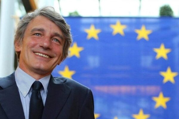 È morto David Sassoli, il presidente del Parlamento Europeo: una vita di passioni tra giornalismo e politica