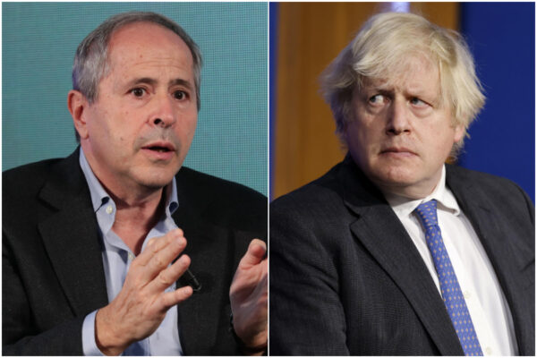 Boris Johnson riapre per far circolare il virus fra i non vaccinati, Crisanti: “Dovremmo farlo anche noi”