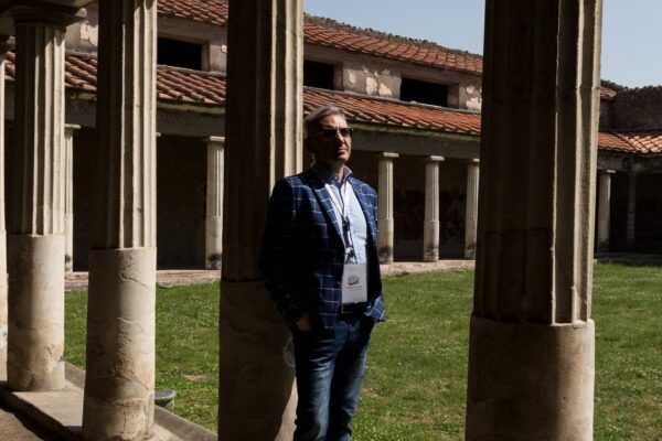 Vesuvius Cultural Tourism chiama a raccolta le imprese campane: al via l’app per il turismo lento, sostenibile e consapevole