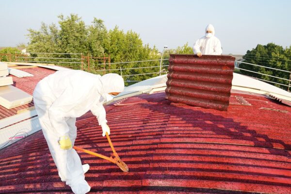 Morì a causa dell’amianto, risarcimento di un milione di euro alla famiglia