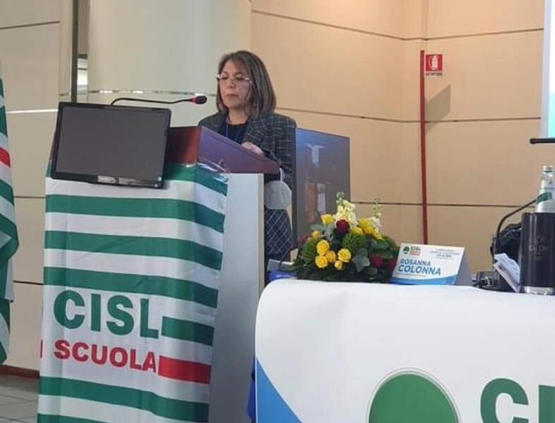 Congresso Cisl scuola, 3 miliardi per la Campania. Colonna: “Spenderli per ridurre divario col Nord”