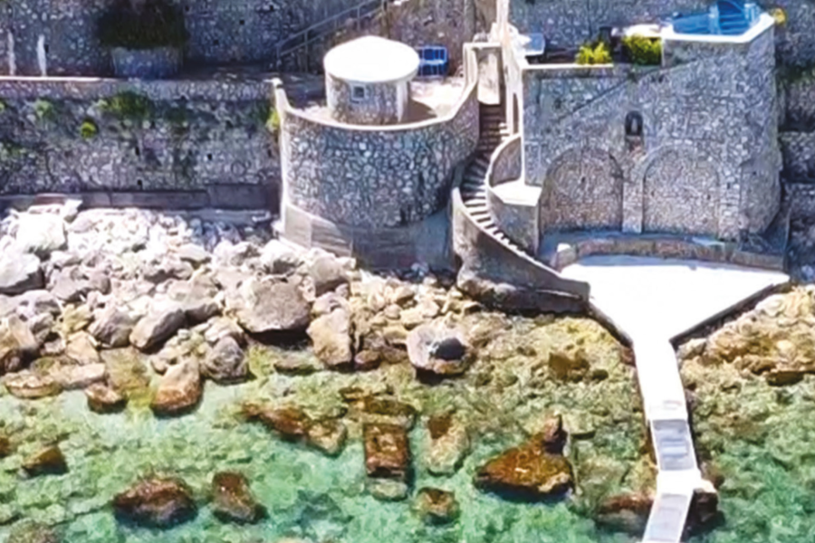 Capri e la luce blu, un’insolita guida dell’isola più amata al mondo