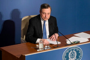 Il Pd non può promuovere il partito di Draghi: se nascerà la sinistra scomparirà