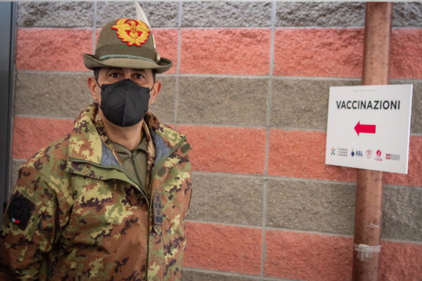Foto Marco Alpozzi / LaPresse
27 Dicembre 2021 Torino  (Italia)
Cronaca
Il generale Figliuolo, Commissario straordinario per l’attuazione e il coordinamento delle misure occorrenti per il contenimento e contrasto dell’emergenza epidemiologica COVID-19 in visita all’hub vaccinale per bambini della Fondazione Compagnia di San Paolo
Nella Foto:  Generale Francesco Figliuolo

Photo Marco Alpozzi /LaPresse
December 27, 2021
News
General Figliuolo visiting the vaccination hub for children of the Compagnia di San Paolo Foundation
In the pic:Generale Francesco Figliuolo