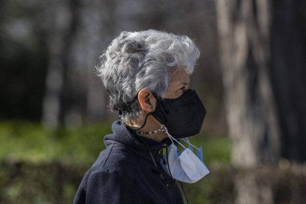 Posso riprendere il Covid dopo guarigione? I casi di reinfezione aumentano, ma “l’aiuto arriva dalle cellule T”