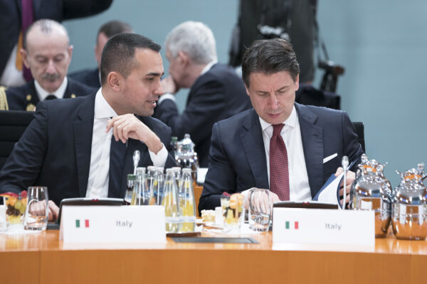 Napoli da culla a tomba del Movimento 5 Stelle: il triste declino dei grillini