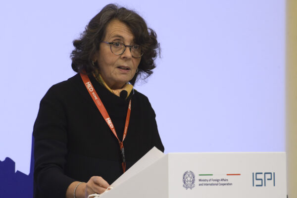 Quanto peseranno sugli italiani le sanzioni alla Russia, Sereni: “Il prezzo per difendere libertà e democrazia”