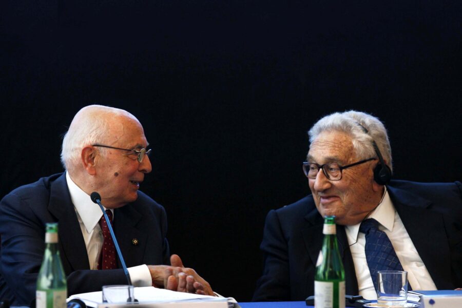 Le responsabilità degli USA in Tangentopoli: occasione per per fare piazza pulita dei politici e sostituirli con gli ex comunisti