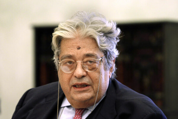 “L’azzardo di Putin: rischio di crollo economico e subalternità alla Cina”, intervista a Stefano Silvestri