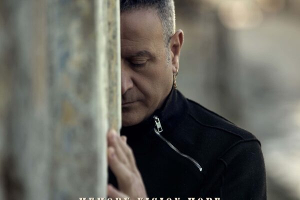 In radio il nuovo singolo “Mane ‘e rose” feat Foja, tratto dall’album “Memory vision hope” disponibile in digitale