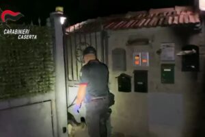 Spacciatori col reddito di cittadinanza, 36 arresti nella retata di San Valentino: “bubbazza” e “caffè” i codici per vendere la droga