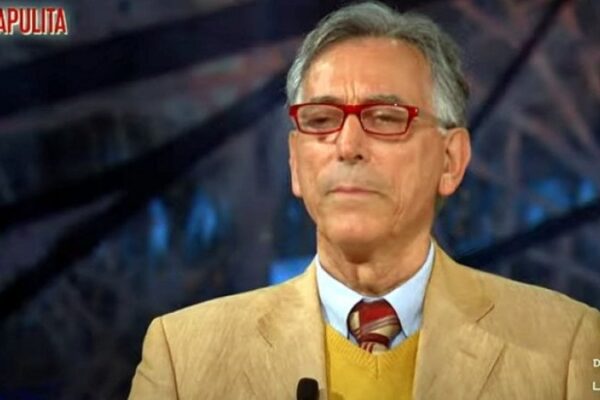 Chi era Franco Trinca, il biologo no Vax morto di Covid che voleva curare la malattia con gli integratori