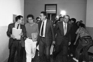 Dopo 30 anni diciamo addio ai manettari: finalmente torna la politica