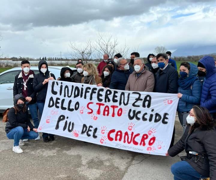 Serre contro De Luca: no a una nuova Terra dei Fuochi