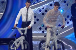 Quiz Sanremo, la finale del Festival: l’edizione telefonata tra i vincitori e il ciclone FantaSanremo