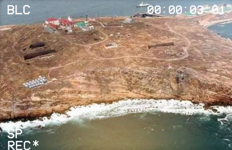 Le ultime parole dei 13 soldati ucraini prima del bombardamento: “Nave russa vai a farti f…”