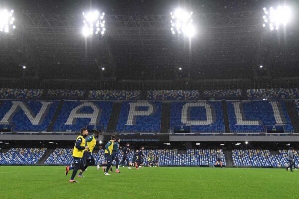 Poltrone di Municipalità e stadio deserte, cercasi assessori e tifosi