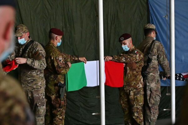 Perché l’esercito allerta le nostre truppe: quanto è reale il pericolo di guerra