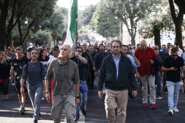 “Contro Fiore processo politico, tenerlo in cella è tortura”, lo sfogo dell’avvocato del fondatore di Forza Nuova