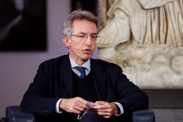 Il Comune di Napoli riceverà i soldi, ma servono a poco se mancano le idee e una visione di città