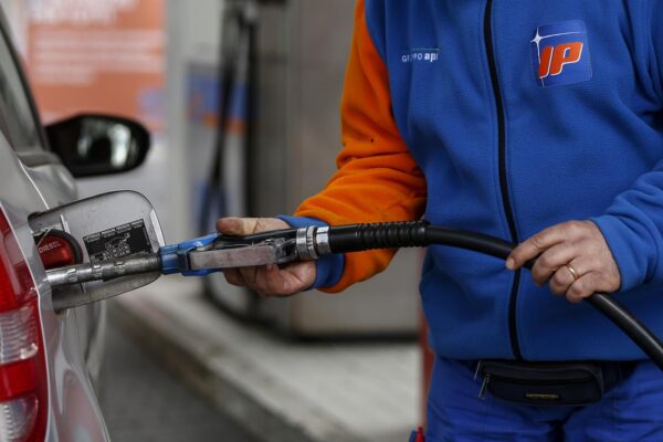 Cosa sono le accise e quanto pesano in Italia sul prezzo di benzina e carburanti