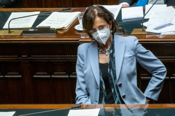 Ergastolo ostativo, il Parlamento la butta in ammuina e lascia spazio all’assalto giustizialista