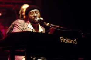 LaPresse01-03-2012 Lutto nel mondo della musica, e’ morto Lucio DallaNella foto: Lucio Dalla negli anni 60 LaPresse01-03-2012 Lutto nel mondo della musica, e’ morto Lucio DallaNella foto: Lucio Dalla negli anni 60