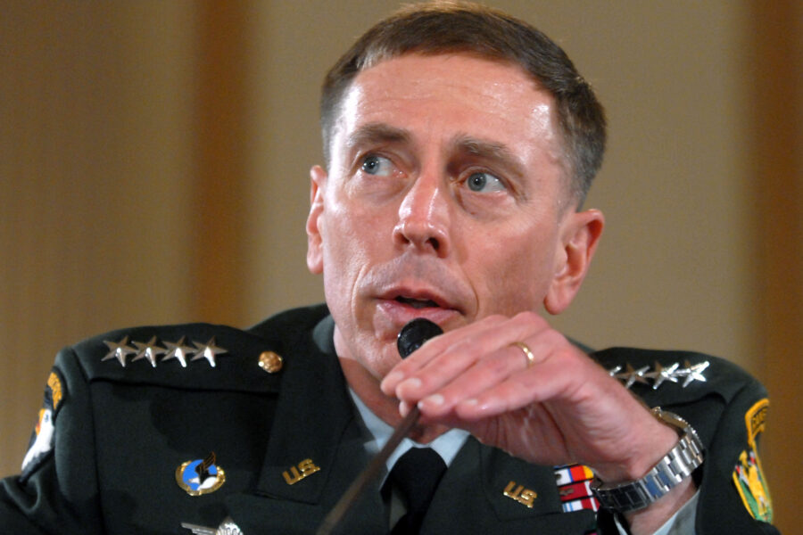 ©Kevin Dietsch/UPI/LaPresse
10-09-2007 Washington
Esteri
Rapporto del Generale Petraeus e dell’Ambasciatore in Iraq al Congresso sulla guerra in Iraq
Nella foto: Il Generale David Petraeus 

Army Gen. David Petraeus testifies before a House Armed Services Committee and House Foreign Affairs Committee joint hearing on the status of the war and political developments in Iraq in Washington on September 10, 2007. (UPI Photo/Kevin Dietsch)