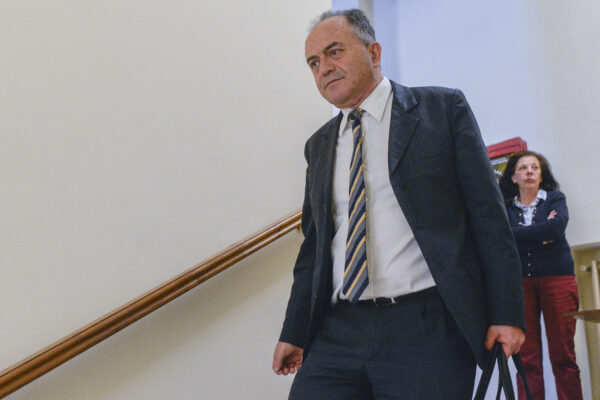 Vincenzo Luberto assolto, il braccio destro di Gratteri era accusato dal Gratteri stesso…