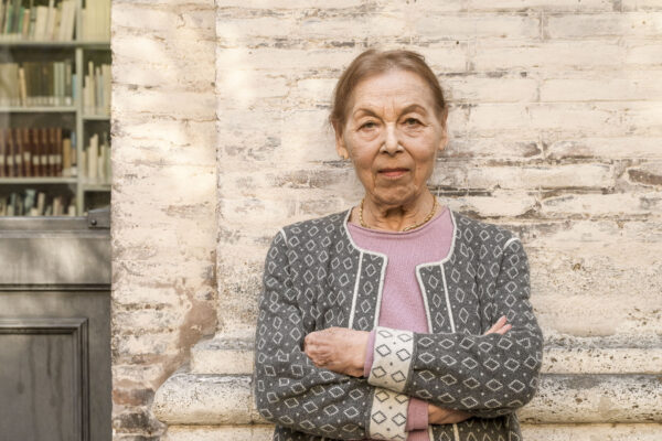 “Dare armi è follia. Zelensky? Gaffe terribile sulla Shoah”: intervista a Edith Bruck, scrittrice superstite di Auschwitz