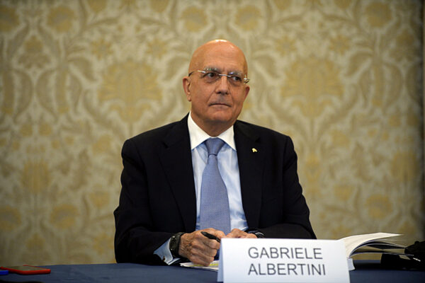 La verità di Albertini: “Così governai senza avvisi di garanzia”