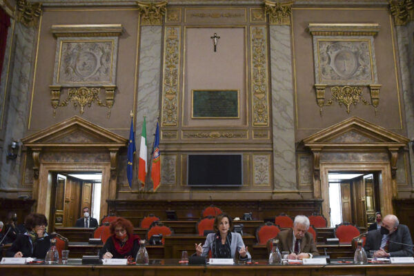 “Ristori per i detenuti e scarcerazione anticipata per sofferenze durante il Covid”, la richiesta dei Garanti