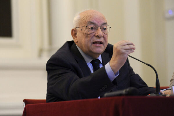 La Procura di Gratteri dà la caccia agli avvocati: dopo Pittelli e Stilo è il turno di Armando Veneto