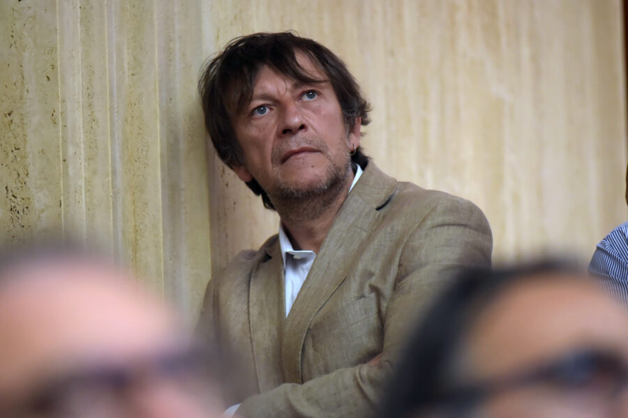 “Mi sono finto pazzo per non fare il soldato”: obiettare si ma rispettare le regole