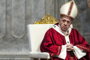Papa Francesco condanna la guerra ed è durissimo contro il governo: “Vergogna!”