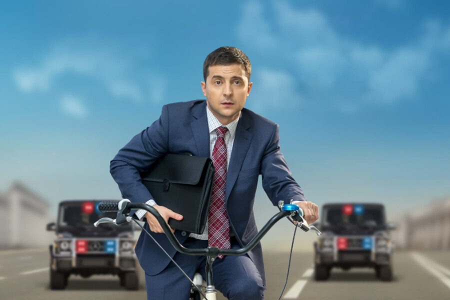 Arriva in Italia ‘Servant of the people’, la serie tv con Zelensky: ecco chi la trasmette